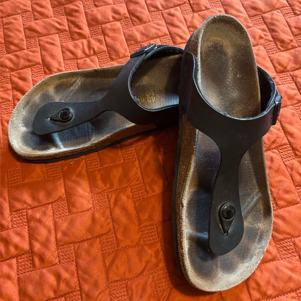 Gizeh Birkenstock Dark Sandals